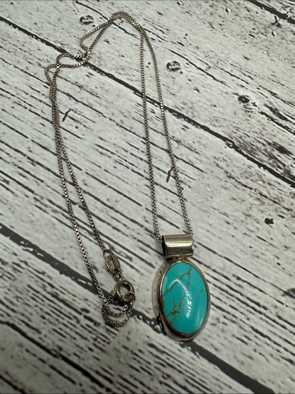 Turquoise Oval Pendant Necklace in Turquoise Blue - Silver 925